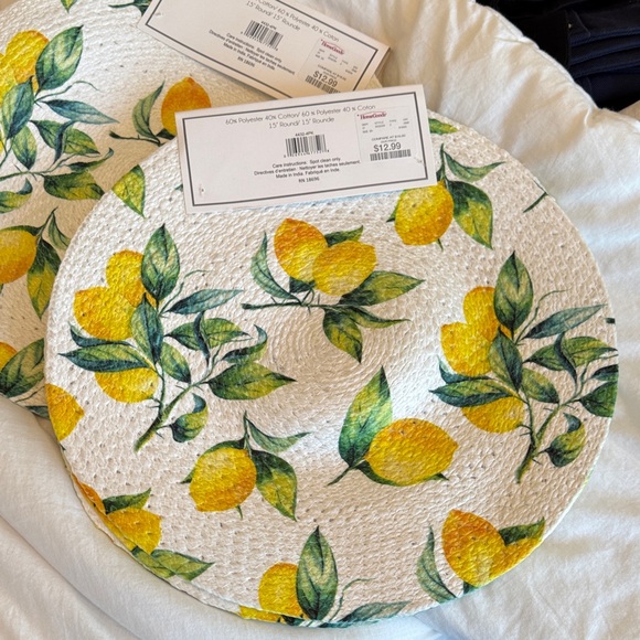 Citrus Delight Table Linens Set - Picture 3 of 4